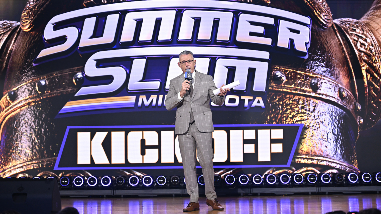 wwe wwe: مايكل كول يتحدث بصراحة عن خلافة جيم روس في WWE: هل هو الصوت الحقيقي لـ WWE؟