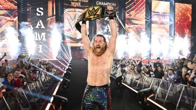 سامي زين يكشف عن محادثة مؤثرة مع جون سينا بعد تتويجه بلقب WWE بلا منازع