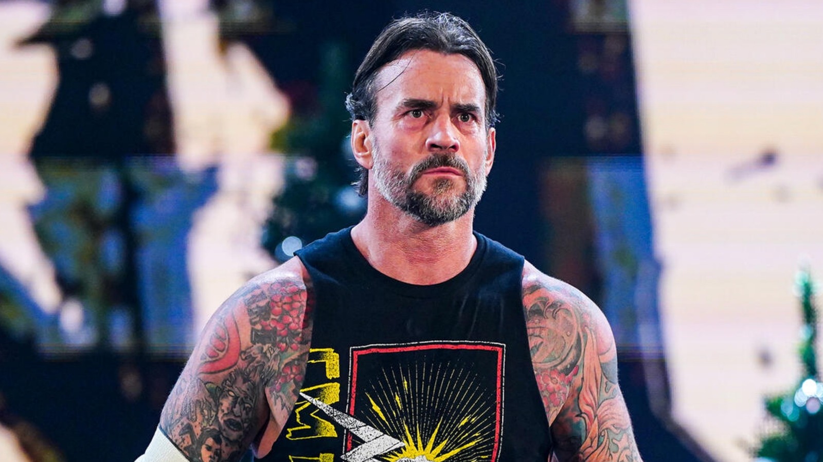 جدول مواعيد سي إم بانك القادمة في WWE وإحياء الذكرى العشرين لظهوره الأول في سيرفايفر سيريز