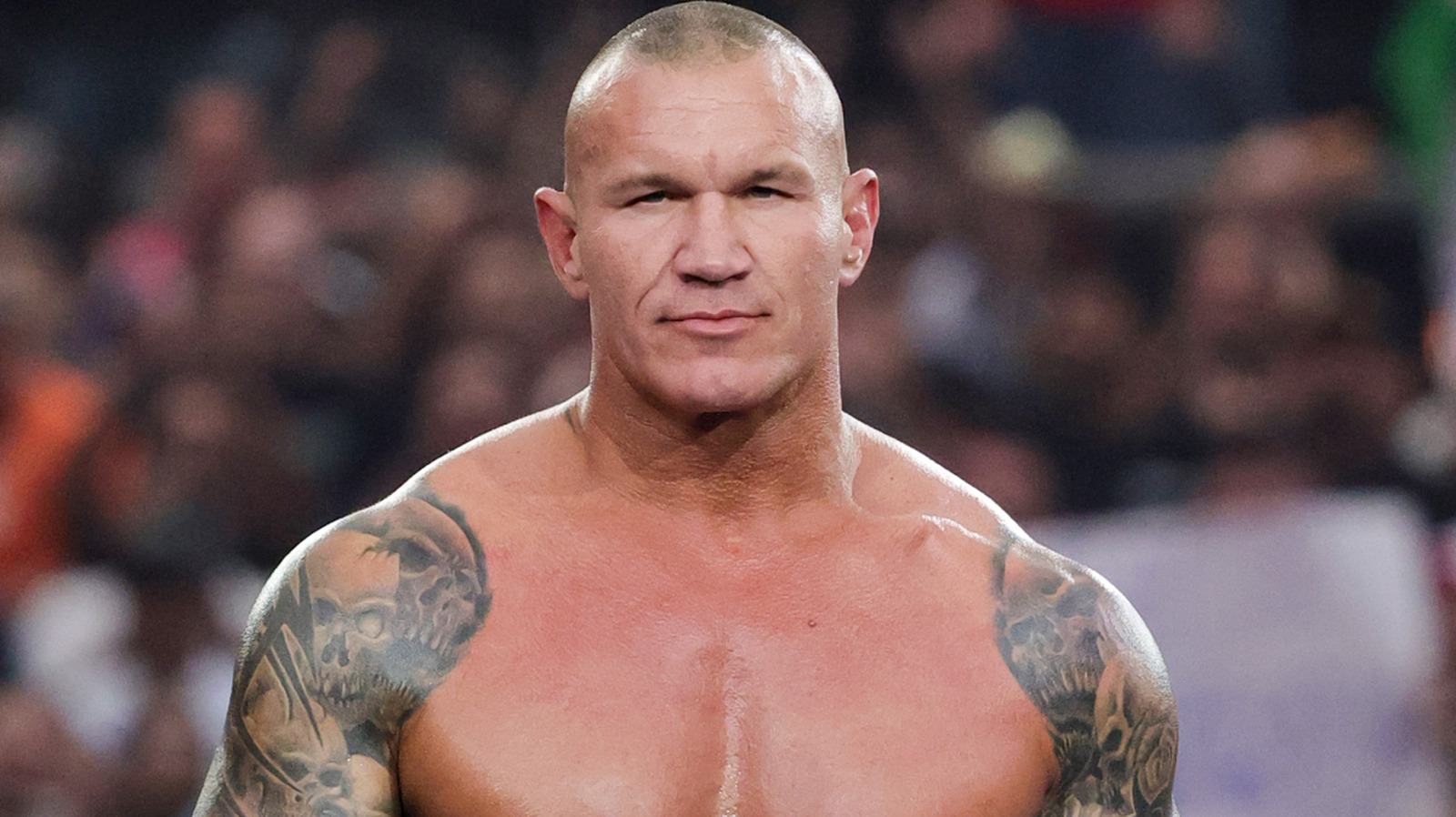 تطورات مثيرة: راندي أورتون وكيفن أوينز يقتربان من العودة إلى حلبات WWE قبل راسلمينيا!
