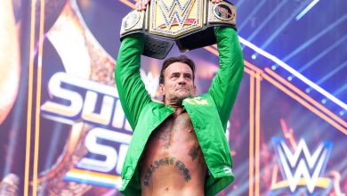 كيم أواين يصبح المرشح الأول لبطولة WWE من قِبل سي إم بانك بعد سمر سلام