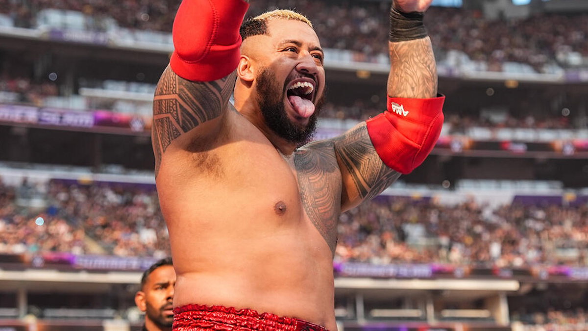 من هيبة راسلمينيا إلى خفة الظل: WWE تبرز أطرف لحظات سولو سيكوا