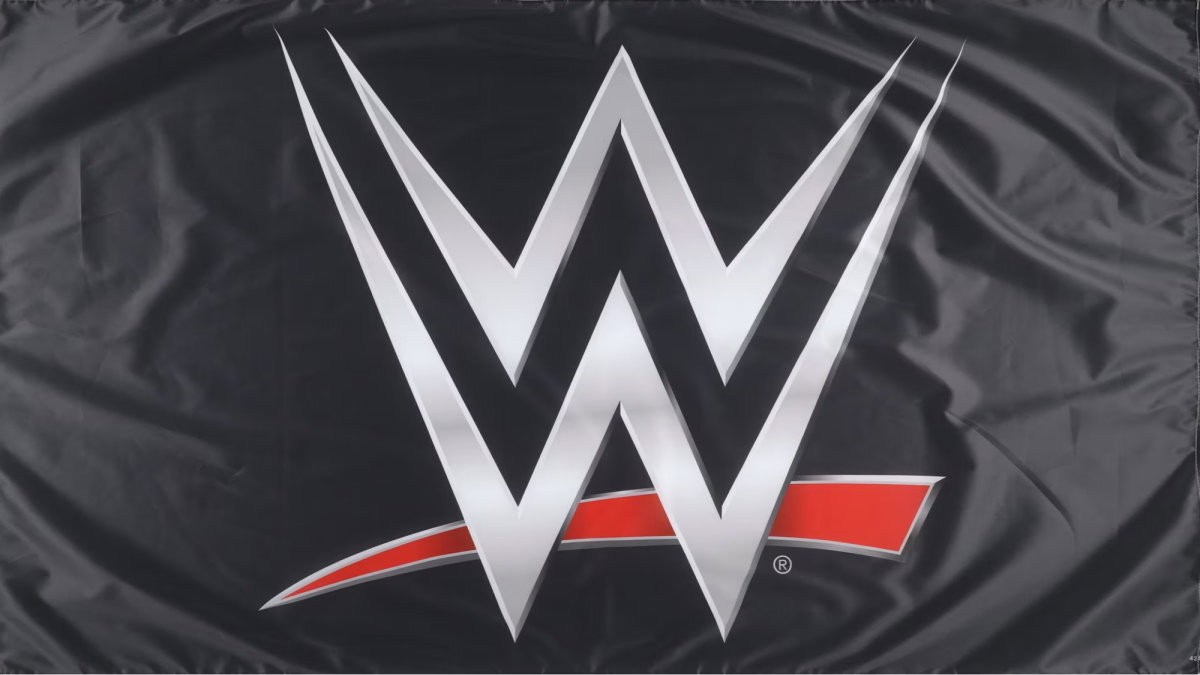 WWE تتجه لإلغاء ألقاب سبيد ودمجها في عرض راو وإن إكس تي