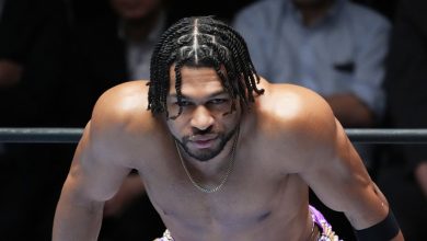 كيفن نايت يثبت جدارته في منافسة aew wwe ويكشف كواليس مواجهته التاريخية ضد كيني أوميجا