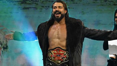 أندرادي إيل إيدولو يهزم توماسو تشامبا ويحافظ على لقبه في نزال ناري بين نجوم aew wwe