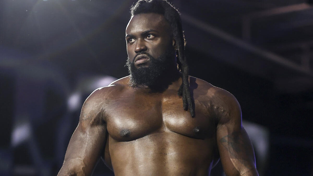 إنهاء عقد المصارع كيانو كارفر من WWE بعد اتهامات خطيرة